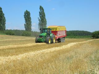 Různé práce v rostlinné výrobě 2011 - obrázek 23